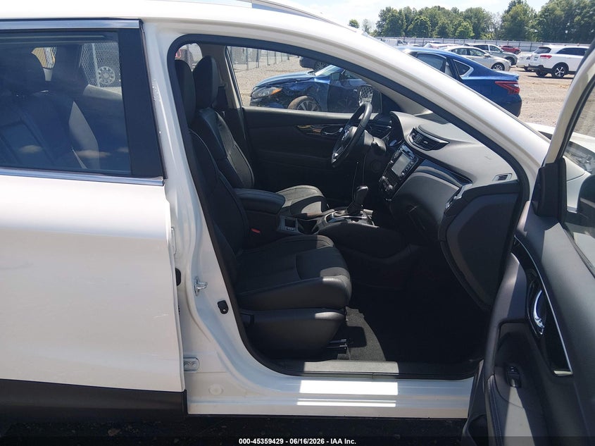 2017 Nissan Rogue VIN JN1BJ1CP6HW005008 IAAI salvage auction — REAR END, Clear (Arkansas), sold $5,750 on 2026-07-08 (photo 5)