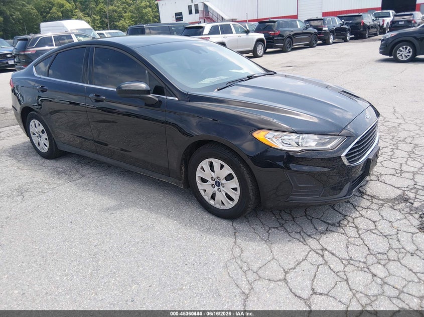 2020 Ford Fusion VIN 3FA6P0G72LR233283 — IAAI salvage auction photo