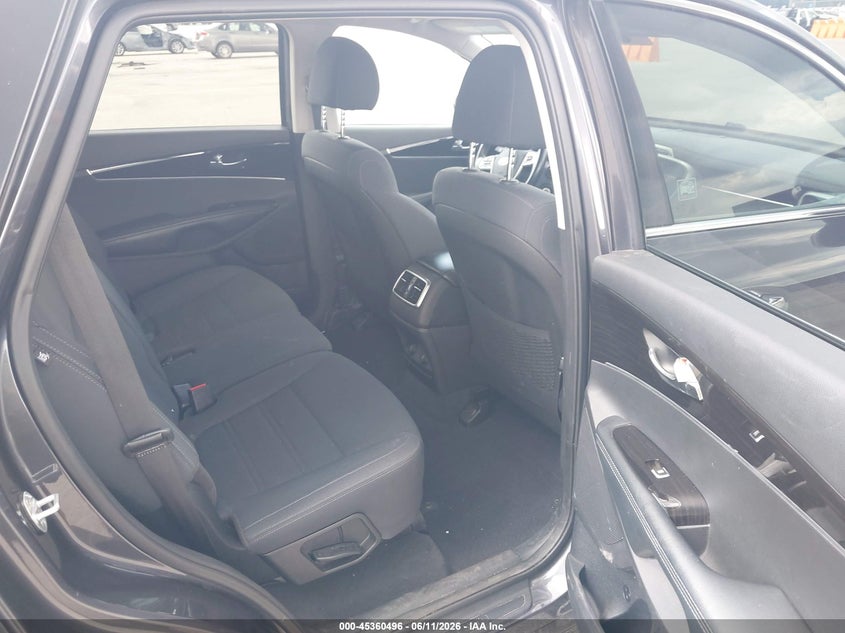2019 Kia Sorento VIN 5XYPG4A3XKG441819 IAAI salvage auction — FRONT END, Salvage Title, sold $2,200 on 2026-08-02 (photo 8)