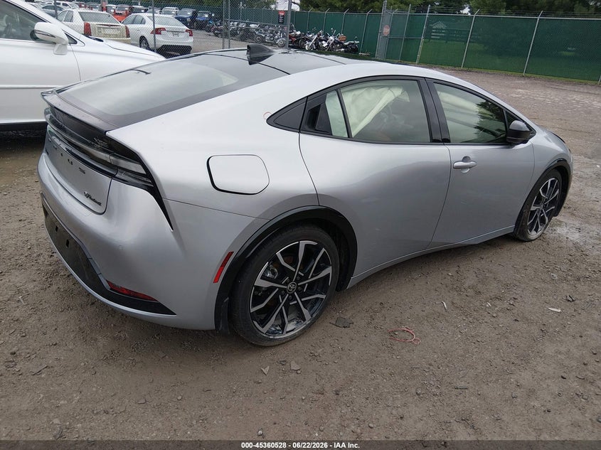 2024 Toyota Prius VIN JTDACACU4R3022692 IAAI salvage auction — LEFT FRONT, Salvage Title, sold $10,900 on 2026-07-31 (photo 4)