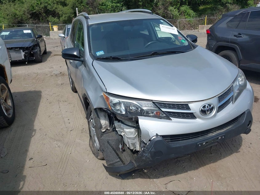 2015 Toyota Rav 4 VIN JTMBFREV5FJ030145 IAAI salvage auction — RIGHT FRONT, Salvage (Massachusetts), sold $4,450 on 2026-07-21 (photo 1)