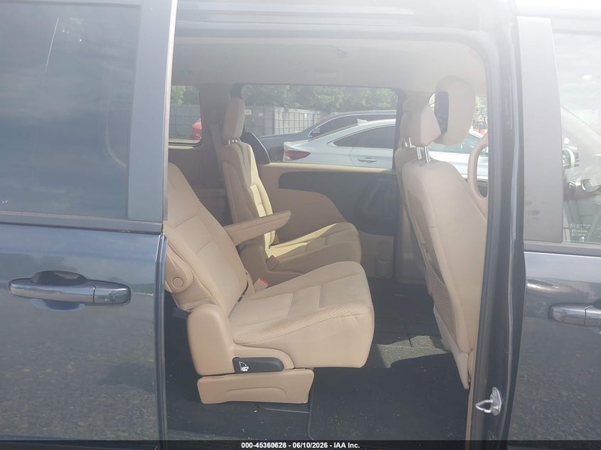 2014 Dodge Grand caravan VIN 2C4RDGBG8ER390194 IAAI salvage auction — NORMAL WEAR, Sf97 (New Jersey), sold $25 on 2026-07-21 (photo 8)