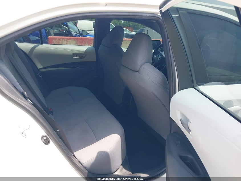 2022 Toyota Corolla VIN 5YFS4MCE4NP138018 IAAI salvage auction — RIGHT FRONT, Salvage Title, sold $5,900 on 2026-08-01 (photo 8)
