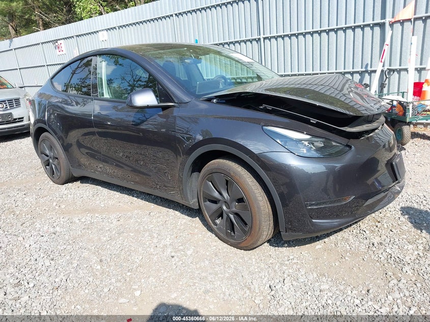 2025 Tesla Model y VIN 7SAYGDEDXSF270085 IAAI salvage auction — FRONT END, Salvage Title, sold $11,300 on 2026-07-29 (photo 1)