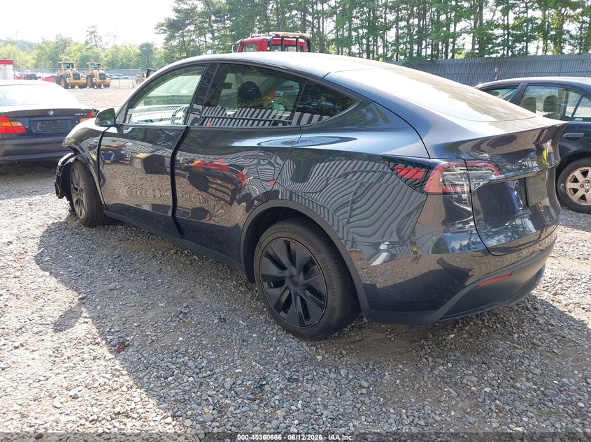 2025 Tesla Model y VIN 7SAYGDEDXSF270085 IAAI salvage auction — FRONT END, Salvage Title, sold $11,300 on 2026-07-29 (photo 3)
