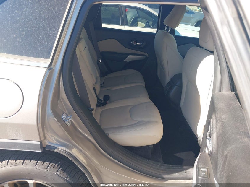 2017 Jeep Cherokee VIN 1C4PJMCS0HW616273 IAAI salvage auction — FRONT & REAR, Salvage (Utah), sold $3,550 on 2026-07-09 (photo 8)