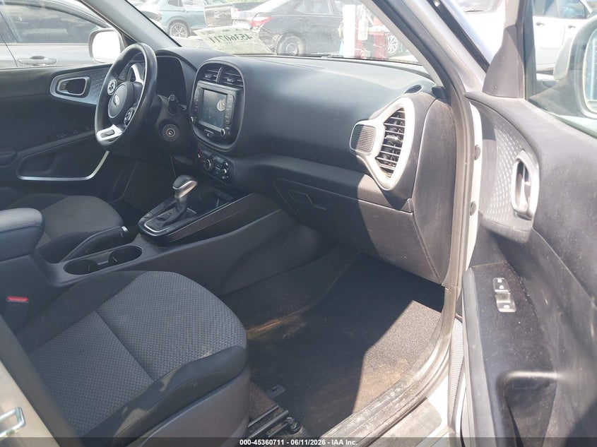 2020 Kia Soul VIN KNDJ23AU2L7103420 IAAI salvage auction — FRONT END, Salvage (North Carolina), sold $2,825 on 2026-07-08 (photo 5)