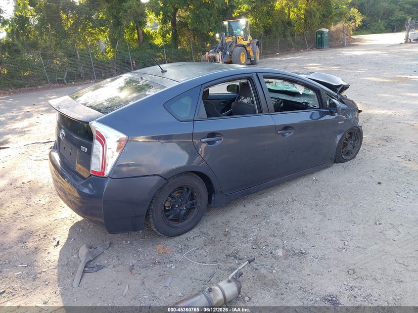 2013 Toyota Prius VIN JTDKN3DU2D5621404 IAAI salvage auction — FRONT END, Salvage (Georgia), sold $250 on 2026-07-17 (photo 4)