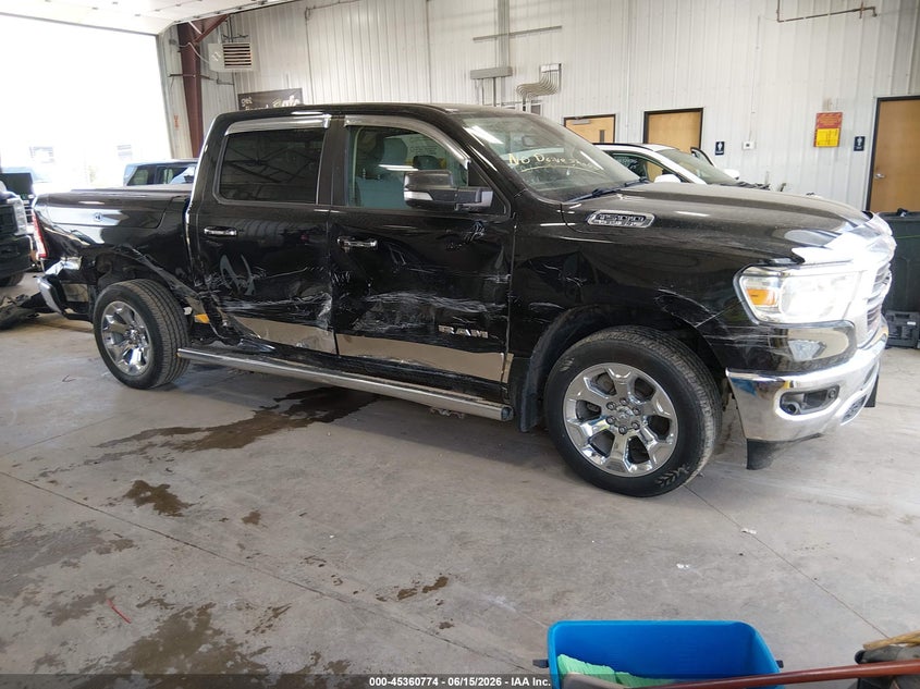 2019 Ram 1500 VIN 1C6SRFFT1KN783572 IAAI salvage auction — RIGHT SIDE, Salvage (North Dakota), sold $7,900 on 2026-08-01 (photo 1)