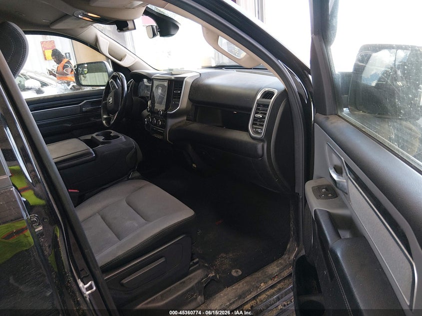 2019 Ram 1500 VIN 1C6SRFFT1KN783572 IAAI salvage auction — RIGHT SIDE, Salvage (North Dakota), sold $7,900 on 2026-08-01 (photo 5)