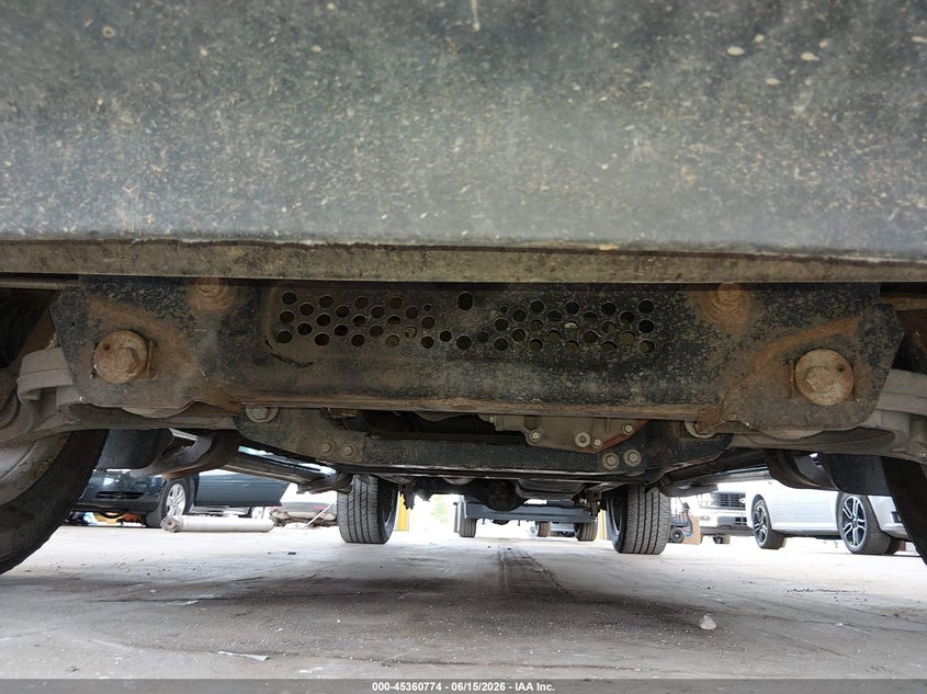 2019 Ram 1500 VIN 1C6SRFFT1KN783572 IAAI salvage auction — RIGHT SIDE, Salvage (North Dakota), sold $7,900 on 2026-08-01 (photo 6)