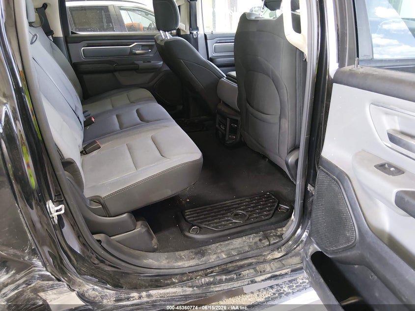2019 Ram 1500 VIN 1C6SRFFT1KN783572 IAAI salvage auction — RIGHT SIDE, Salvage (North Dakota), sold $7,900 on 2026-08-01 (photo 8)