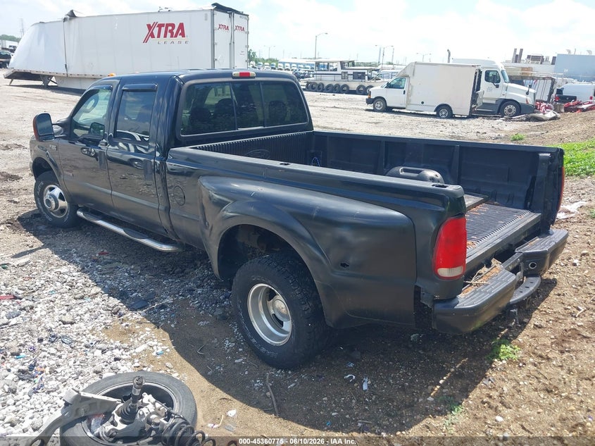 2004 Ford F350 VIN 1FTWW33P64EA19292 IAAI salvage auction — NORMAL WEAR, Clear (Indiana), sold $725 on 2026-07-08 (photo 3)