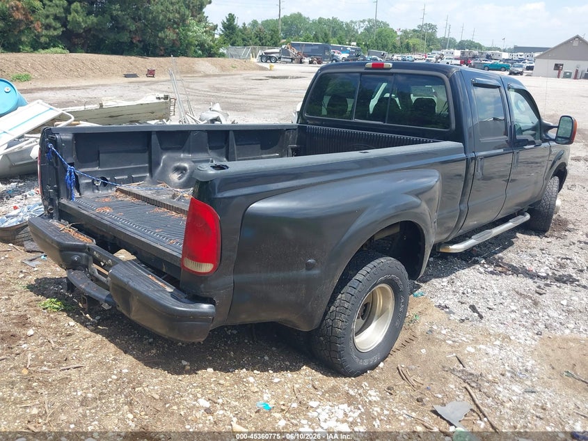 2004 Ford F350 VIN 1FTWW33P64EA19292 IAAI salvage auction — NORMAL WEAR, Clear (Indiana), sold $725 on 2026-07-08 (photo 4)