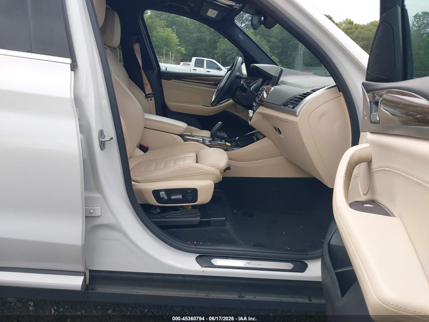 2018 BMW X3 VIN 5UXTR9C59JLC76743 IAAI salvage auction — FRESH WATER, Salvage Title, sold $8,200 on 2026-07-28 (photo 5)
