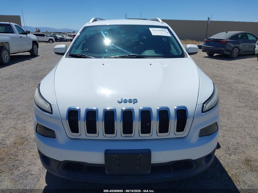 2018 Jeep Cherokee VIN 1C4PJMCB1JD528639 IAAI salvage auction — NORMAL WEAR, Sf97 (California), sold $7,800 on 2026-07-28 (photo 6)