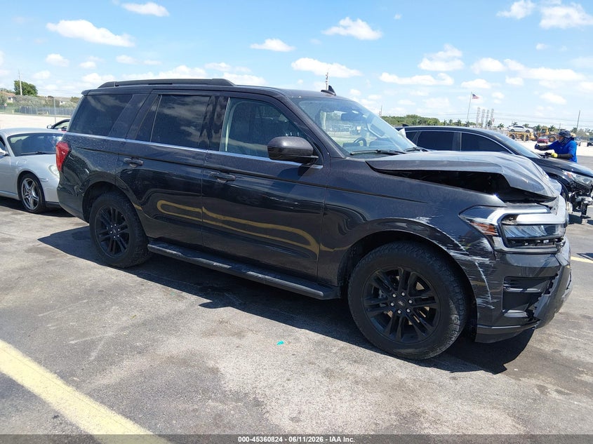 2024 Ford Expedition VIN 1FMJU1J87REA35343 IAAI salvage auction — FRONT END, Salvage Title, sold $14,550 on 2026-07-30 (photo 1)