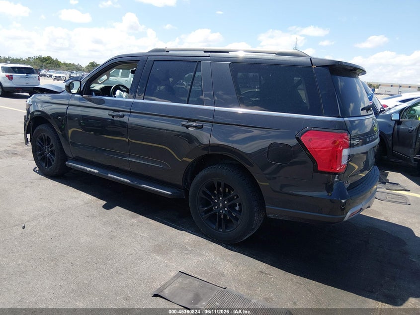2024 Ford Expedition VIN 1FMJU1J87REA35343 IAAI salvage auction — FRONT END, Salvage Title, sold $14,550 on 2026-07-30 (photo 3)