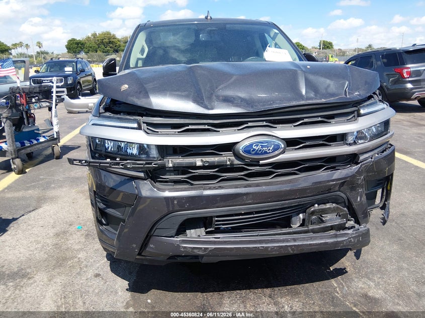 2024 Ford Expedition VIN 1FMJU1J87REA35343 IAAI salvage auction — FRONT END, Salvage Title, sold $14,550 on 2026-07-30 (photo 6)