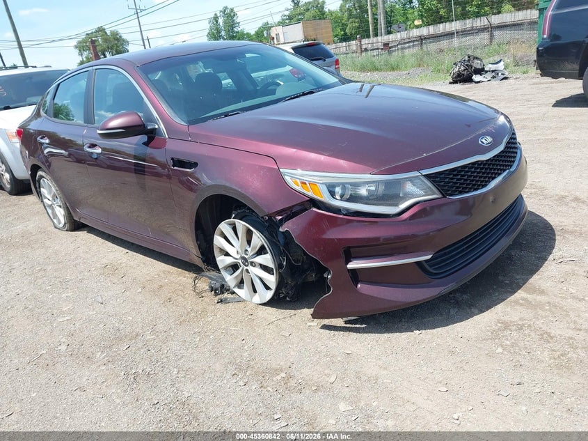 2016 Kia Optima VIN 5XXGT4L37GG021620 IAAI salvage auction — RIGHT FRONT, Clear (Michigan), sold $25 on 2026-07-30 (photo 1)