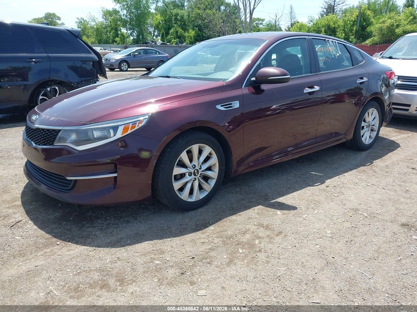 2016 Kia Optima VIN 5XXGT4L37GG021620 IAAI salvage auction — RIGHT FRONT, Clear (Michigan), sold $25 on 2026-07-30 (photo 2)