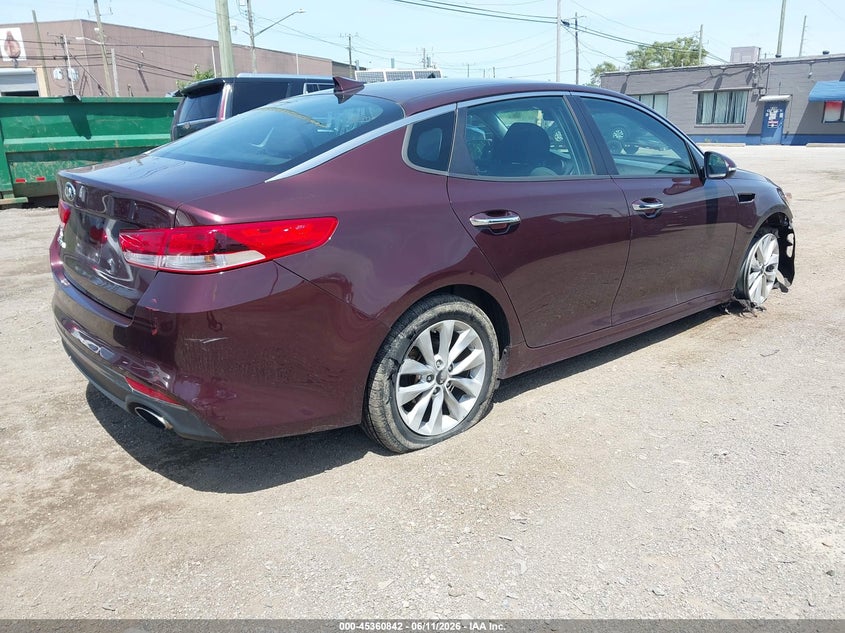 2016 Kia Optima VIN 5XXGT4L37GG021620 IAAI salvage auction — RIGHT FRONT, Clear (Michigan), sold $25 on 2026-07-30 (photo 4)