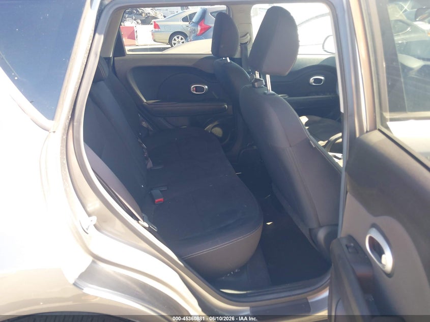 2015 Kia Soul VIN KNDJN2A23F7160570 IAAI salvage auction — NORMAL WEAR, Clear - Dealer Only (California), sold $1,275 on 2026-07-09 (photo 8)