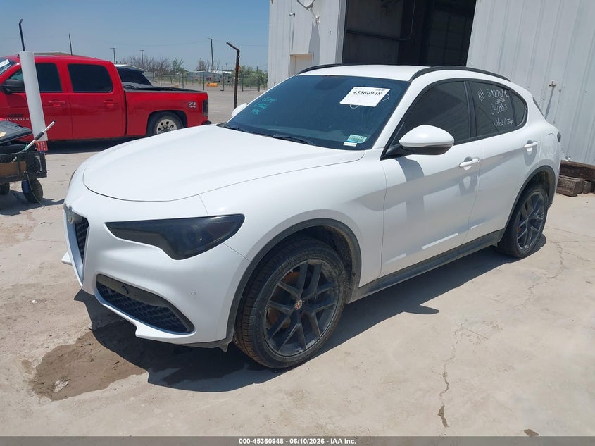 2019 Alfa romeo Stelvio VIN ZASPAKBN8K7C40883 IAAI salvage auction — REPOSSESSION, Clear (Idaho), sold $475 on 2026-07-09 (photo 2)