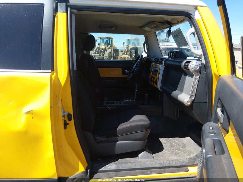 2007 Toyota Fj cruiser VIN JTEBU11F070008594 IAAI salvage auction — NORMAL WEAR, Clear (South Carolina), sold $3,000 on 2026-07-27 (photo 5)