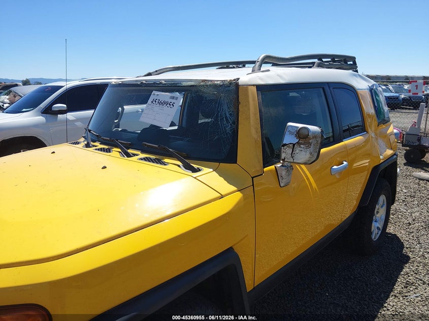 2007 Toyota Fj cruiser VIN JTEBU11F070008594 IAAI salvage auction — NORMAL WEAR, Clear (South Carolina), sold $3,000 on 2026-07-27 (photo 6)