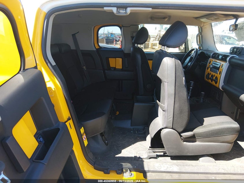 2007 Toyota Fj cruiser VIN JTEBU11F070008594 IAAI salvage auction — NORMAL WEAR, Clear (South Carolina), sold $3,000 on 2026-07-27 (photo 8)