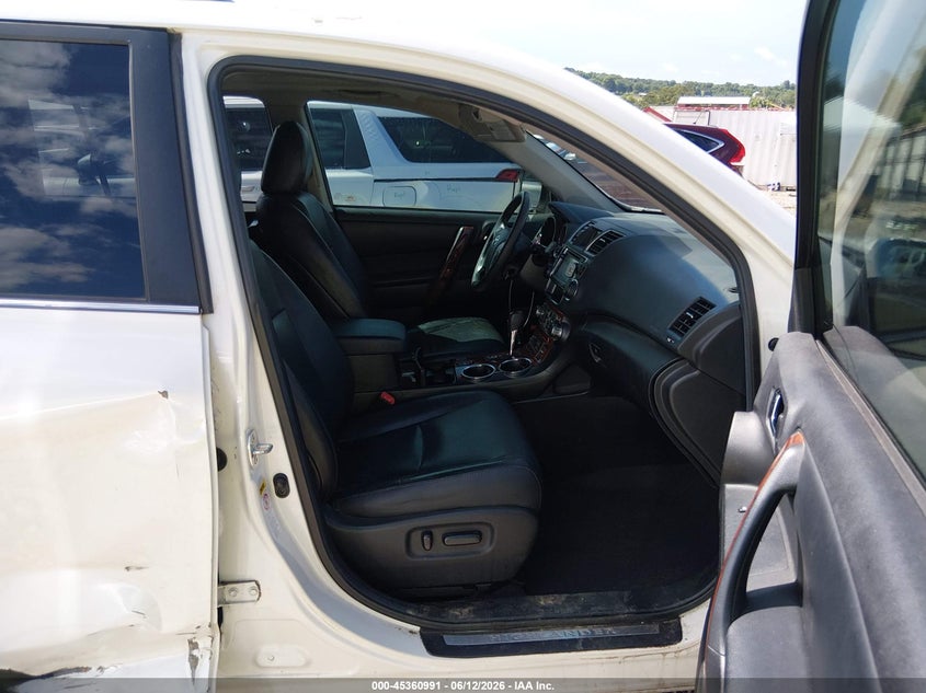 2013 Toyota Highlander VIN 5TDYK3EH6DS115136 IAAI salvage auction — RIGHT SIDE, Clear (Arkansas), sold $4,850 on 2026-07-16 (photo 5)