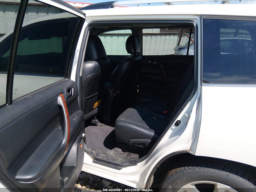 2013 Toyota Highlander VIN 5TDYK3EH6DS115136 IAAI salvage auction — RIGHT SIDE, Clear (Arkansas), sold $4,850 on 2026-07-16 (photo 8)