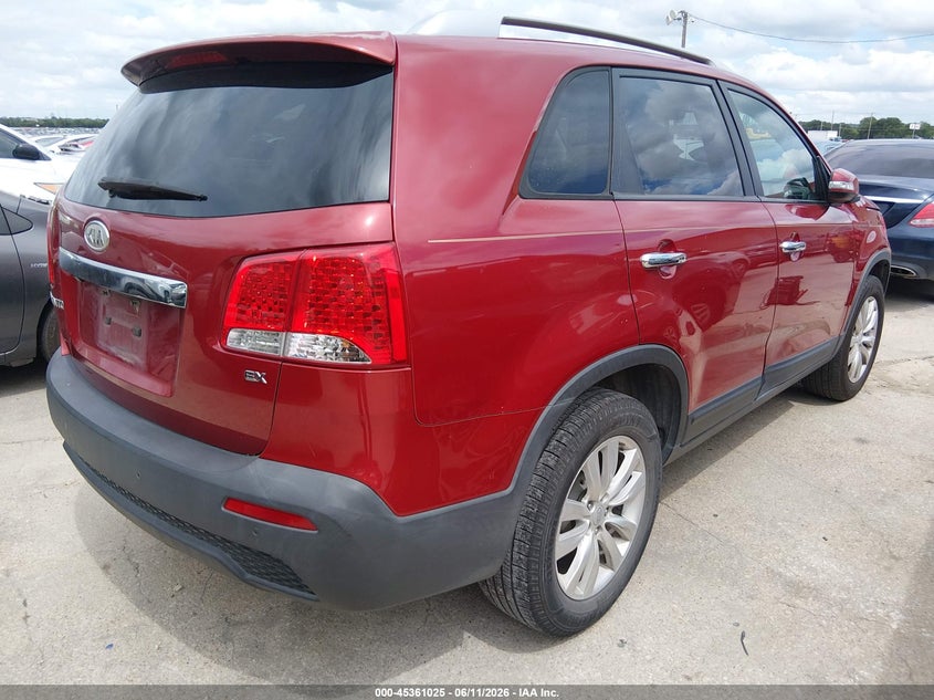 2011 Kia Sorento VIN 5XYKU3A12BG009091 IAAI salvage auction — NORMAL WEAR, Clear (Georgia), sold $700 on 2026-07-20 (photo 4)