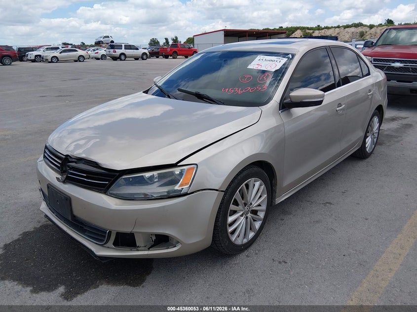2013 Volkswagen Jetta VIN 3VWLL7AJ0DM231047 IAAI salvage auction — FRONT END, Original (Texas), sold $1,050 on 2026-08-14 (photo 2)