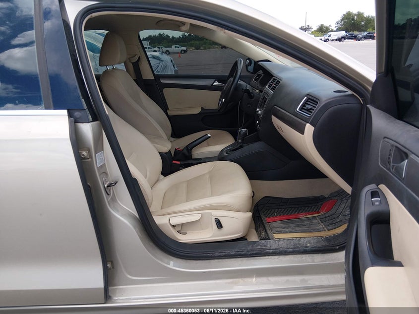2013 Volkswagen Jetta VIN 3VWLL7AJ0DM231047 IAAI salvage auction — FRONT END, Original (Texas), sold $1,050 on 2026-08-14 (photo 5)