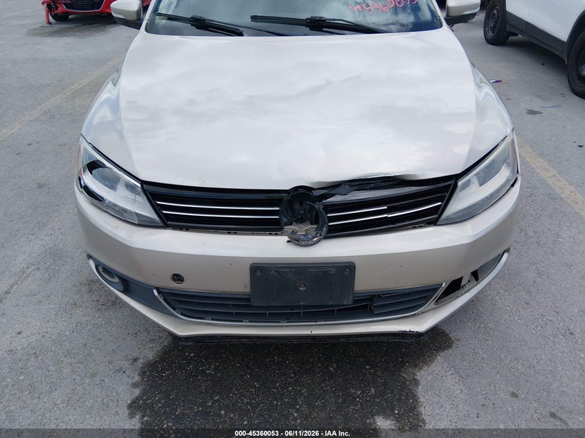 2013 Volkswagen Jetta VIN 3VWLL7AJ0DM231047 IAAI salvage auction — FRONT END, Original (Texas), sold $1,050 on 2026-08-14 (photo 6)