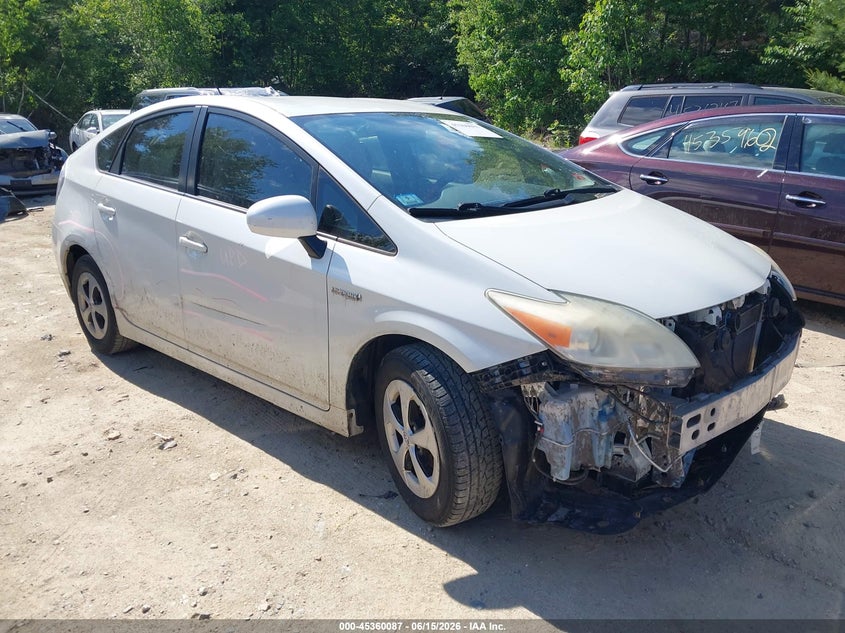 2014 Toyota Prius VIN JTDKN3DU8E1739739 IAAI salvage auction — FRONT END, Salvage (Massachusetts), sold $2,000 on 2026-07-21 (photo 1)