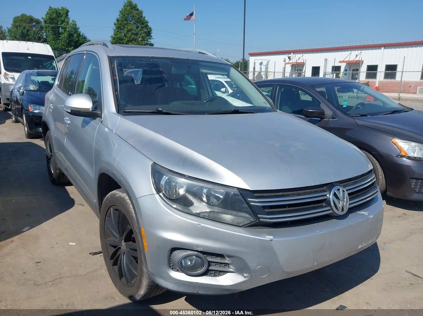 2014 Volkswagen Tiguan VIN WVGBV3AX0EW540858 IAAI salvage auction — REAR END, Wait Title, sold $1,600 on 2026-08-17 (photo 1)