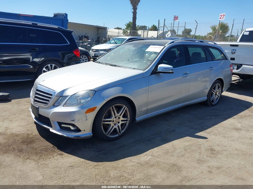 2011 Mercedes-benz E-class VIN WDDHH8HB3BA322490 IAAI salvage auction — REPOSSESSION, Clear - Dealer Only (California), sold $950 on 2026-07-29 (photo 2)