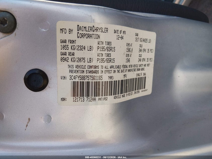 2005 Chrysler Pt cruiser VIN 3C4FY58B75T561165 IAAI salvage auction — SIDE, Salvage (Kansas), sold $250 on 2026-07-10 (photo 9)