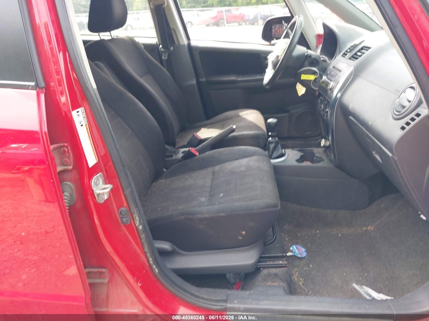 2011 Suzuki Sx4 VIN JS2YB5A39B6304923 IAAI salvage auction — BIO HAZARD, Mv-907A (New York), sold $100 on 2026-07-07 (photo 5)
