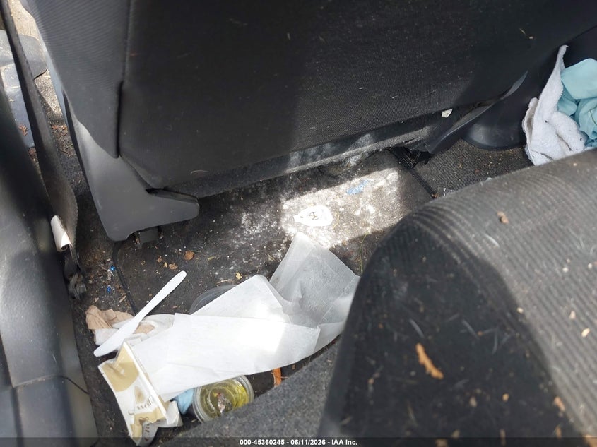 2011 Suzuki Sx4 VIN JS2YB5A39B6304923 IAAI salvage auction — BIO HAZARD, Mv-907A (New York), sold $100 on 2026-07-07 (photo 6)