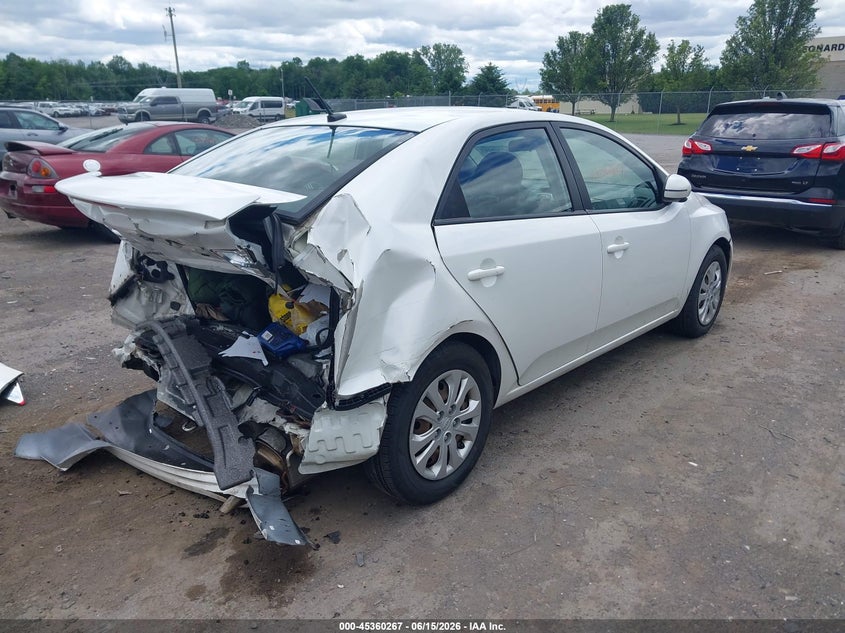 2013 Kia Forte VIN KNAFU4A21D5688229 IAAI salvage auction — REAR END, Mv-907A (New York), sold $425 on 2026-07-07 (photo 4)