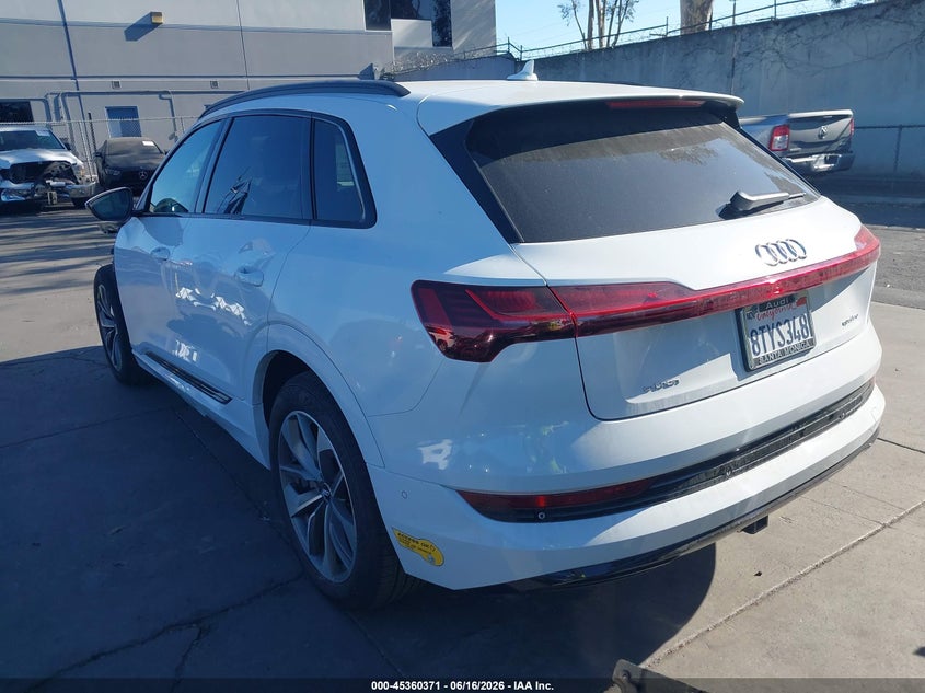 2021 Audi E-tron VIN WA1LAAGE7MB001300 IAAI salvage auction — FRONT END, Salvage Title, sold $13,500 on 2026-07-22 (photo 3)