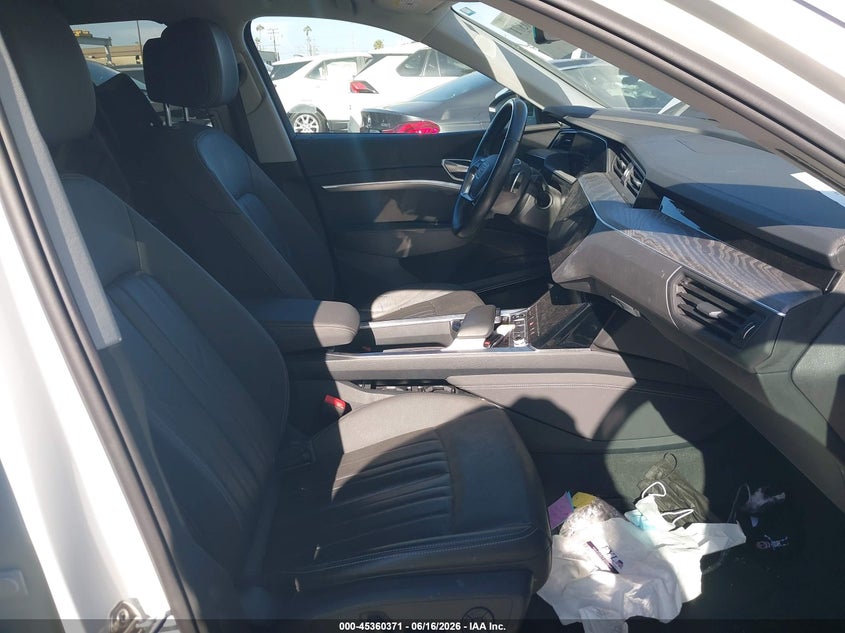 2021 Audi E-tron VIN WA1LAAGE7MB001300 IAAI salvage auction — FRONT END, Salvage Title, sold $13,500 on 2026-07-22 (photo 5)