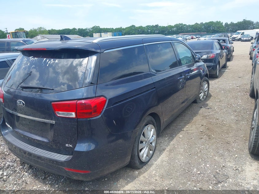 2015 Kia SEDONA VIN KNDMC5C11F6023674 IAAI salvage auction — UNKNOWN, Salvage Title, sold $25 on 2026-07-21 (photo 4)