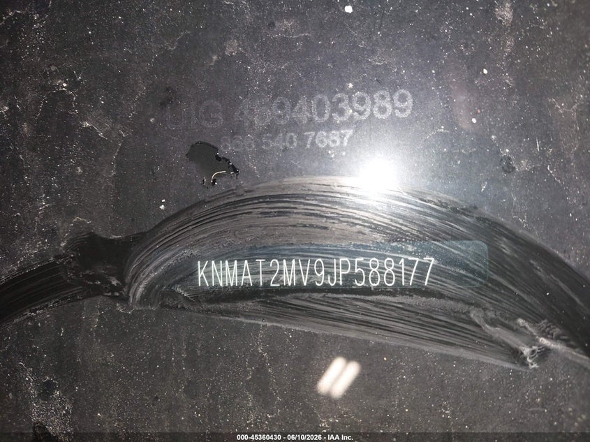 2018 Nissan Rogue VIN KNMAT2MV9JP588177 IAAI salvage auction — LEFT SIDE, Salvage (Illinois), sold $1,700 on 2026-07-29 (photo 9)