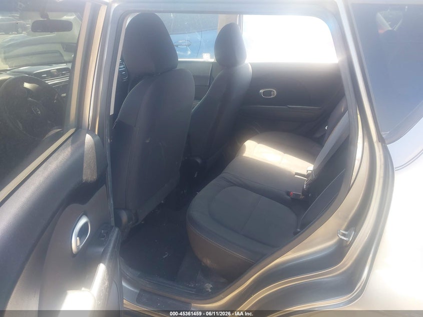 2016 Kia Soul VIN KNDJN2A26G7351241 IAAI salvage auction — NORMAL WEAR, Clear (Missouri), sold $675 on 2026-07-27 (photo 8)