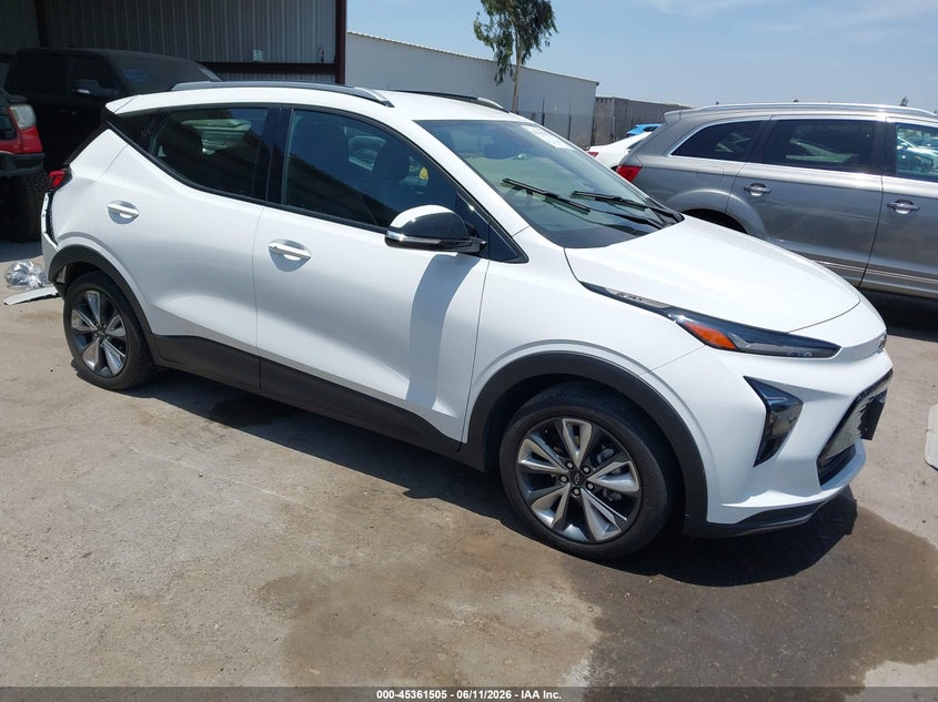 2023 Chevrolet Bolt euv VIN 1G1FY6S03P4208159 — IAAI salvage auction photo